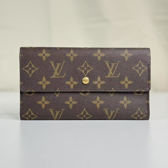 Louis Vuitton Sarah Wallet Monogram Canvas - Picture 1 of 7